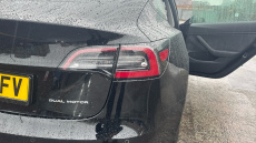 Tesla Model 3 Long Range AWD 4dr Auto Electric Saloon